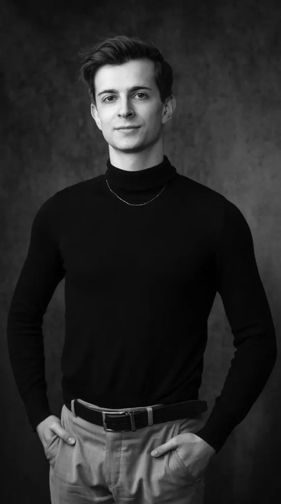 Portrait photo of Eli Cohen, Associate Producer